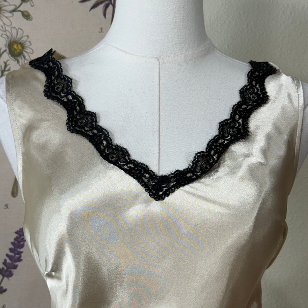 Vintage 90s Y2k Satin Lace Trim Sleeveless Top Romantic Dark Coquette Sexy S 6 - Picture 3 of 6